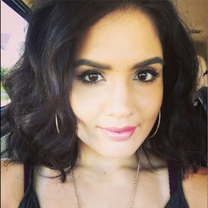 Meet your Posher, Phylicia